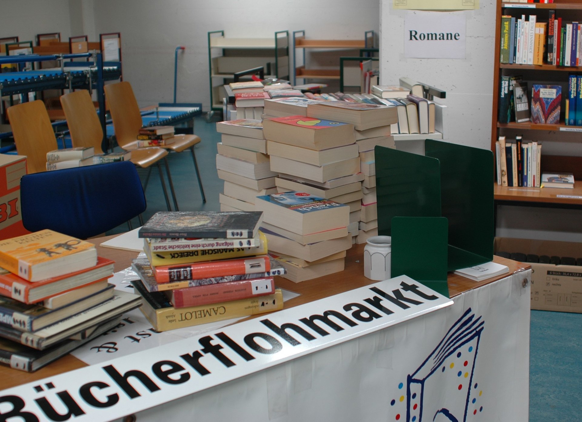 Bücherflohmarkt in der Stadtbücherei » DNNews