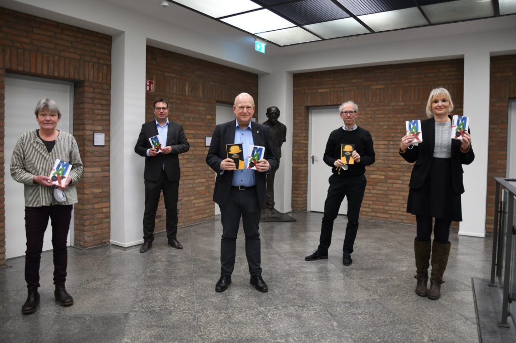 (v.l.n.r.) Verena Schloemer, Dr. Stefan Cuypers, Bürgermeister Frank Peter Ullrich, Prof. Dr. Michael Braun und Drs. Gabriele Gellings