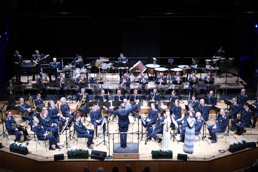 Das Luftwaffenmusikkorps Münster im Haus der Stadt.