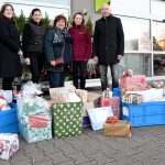 Wunschbaumaktion ermöglicht Weihnachtsgeschenke für über 200 Kinder