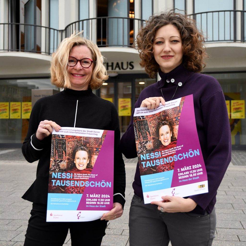 Edith Wirthmann (l.) und Katja Muhl (r.) vom Gleichstellungsbüro der Stadt Düren laden anlässlich des