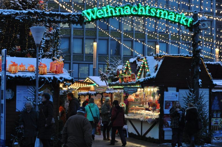 Ein Bild aus früheren Tagen - Der Dürener Weihnachtsmarkt 2010