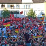 Public Viewing zur Fußball-EM: Gemeinsames Fußballfest für deutsche und türkische Fans