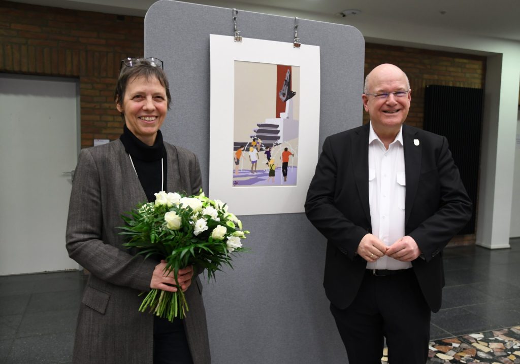 Jutta Rücker und Bürgermeister Frank Peter Ullrich bei der Ausstellungseröffnung.