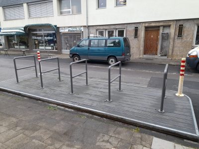 Die mobile Fahrradplattform in der Matthias-Claudius-Straße