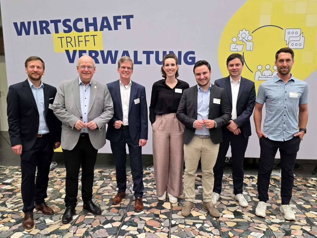 Gruppenbild mit Menschen