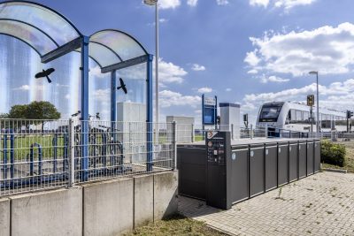 Mobilstation an Rurtalbahn-Haltestelle