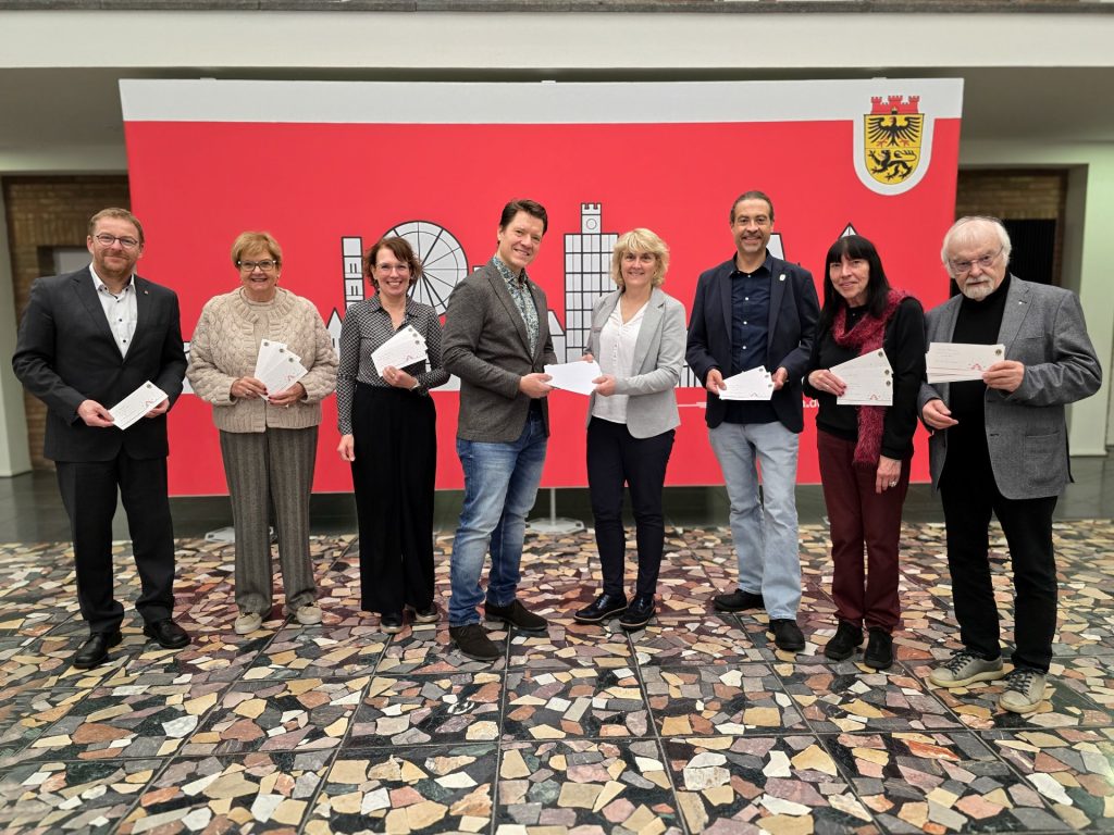 Gruppenbild mit Menschen