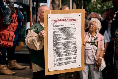 Gruppenbild mit Menschen
