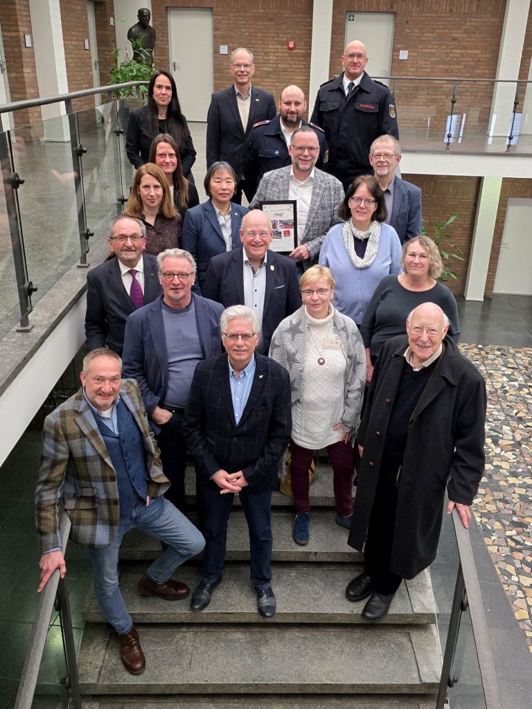 Gruppenbild mit Menschen