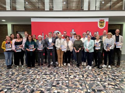 Gruppenbild mit Menschen