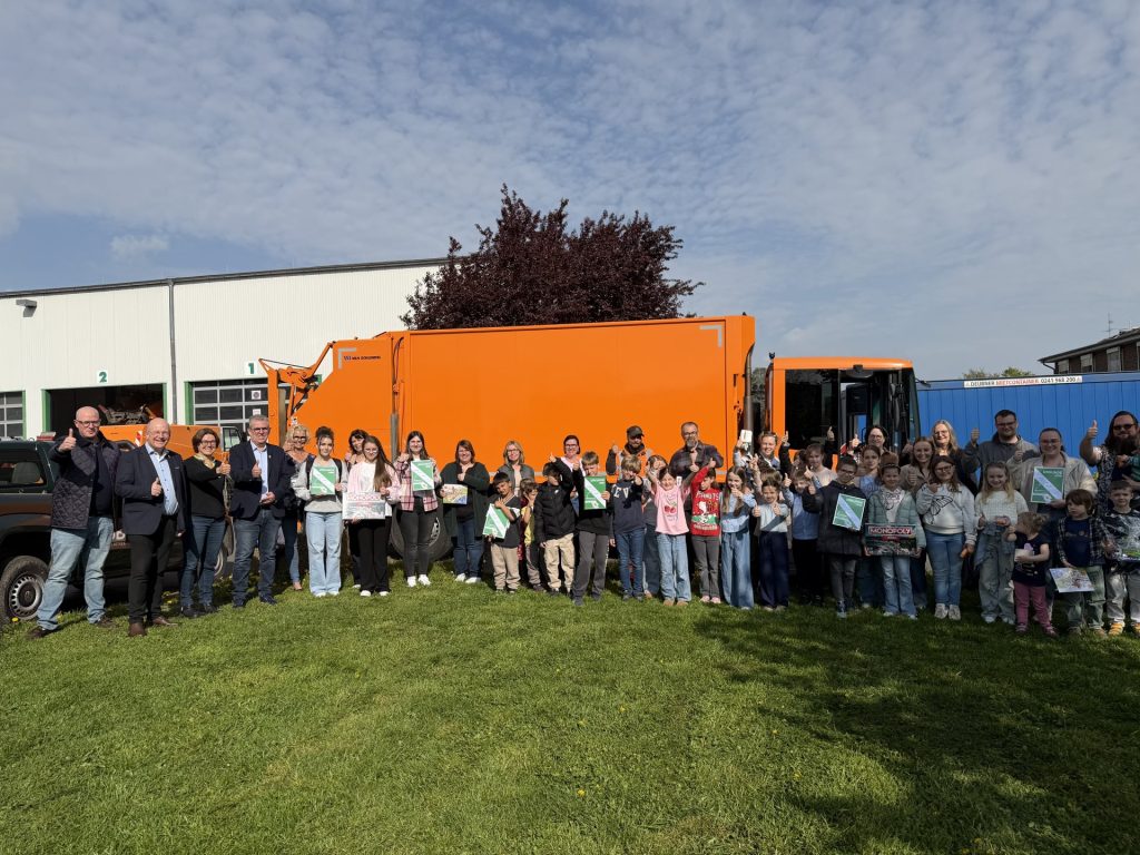 Gruppenbild mit Menschen