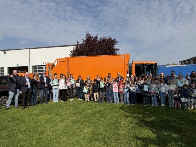 Gruppenbild mit Menschen