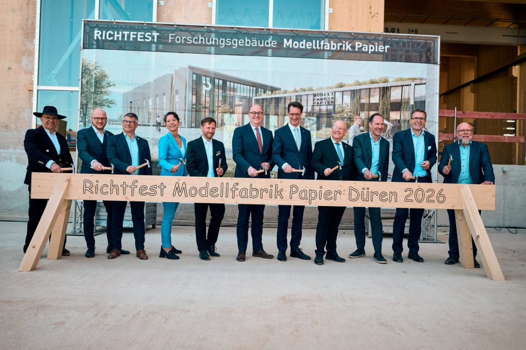 Gruppenbild mit Menschen