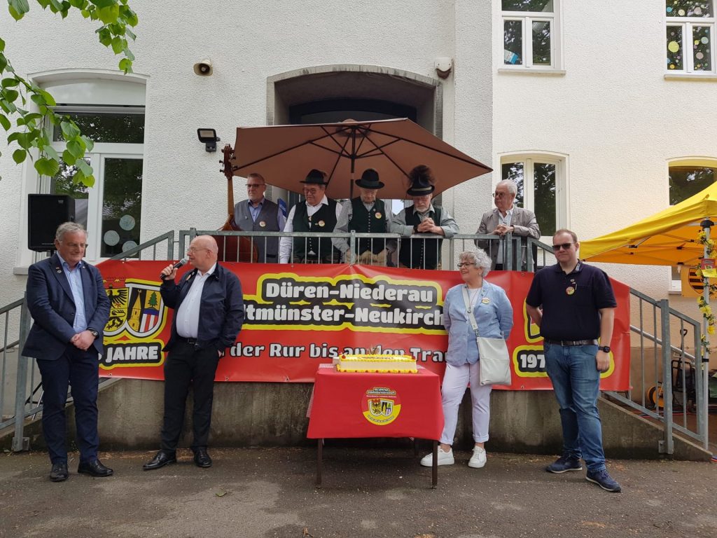 Gruppenbild mit Menschen