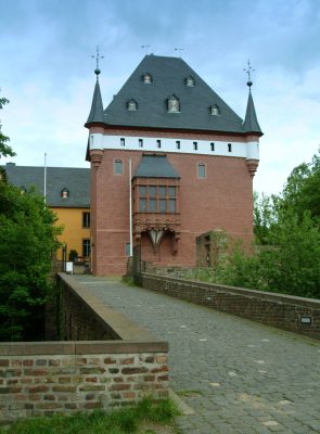 Schloss Burgau