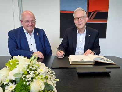 Gruppenbild mit Menschen