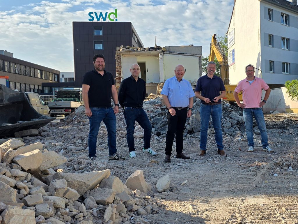 Menschen auf einer Baustelle