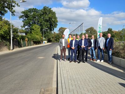 Gruppenbild mit Menschen