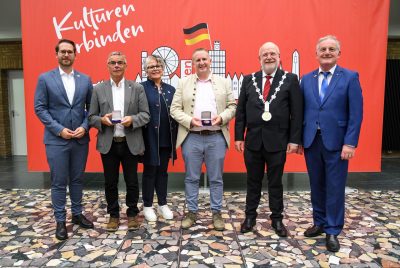 Gruppenfoto mit den Geehrten
